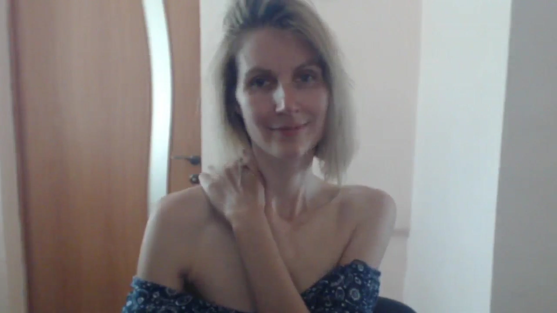 Gallery image thumbnail from GalinatheBest's myfreecams stream on, 06/30/2024, 12:22 image 17 of 20