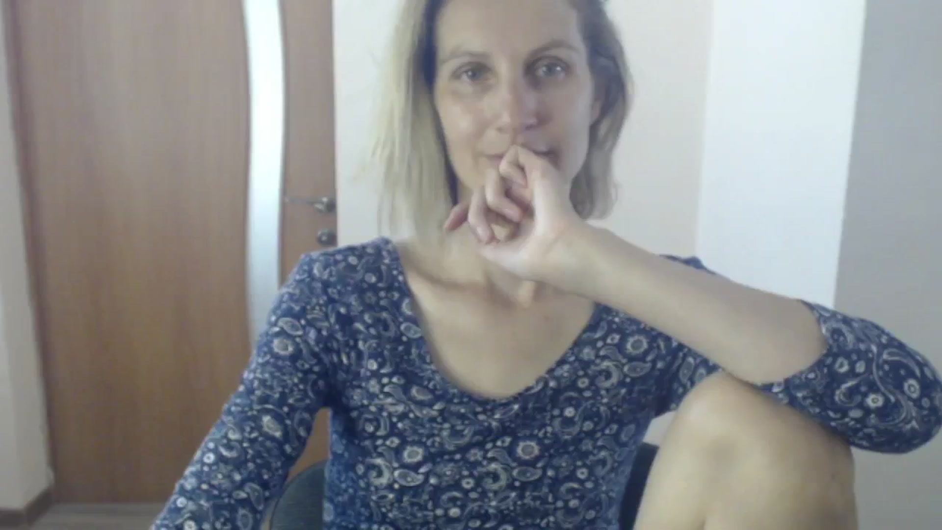 Gallery image thumbnail from GalinatheBest's myfreecams stream on, 06/30/2024, 12:22 image 7 of 20
