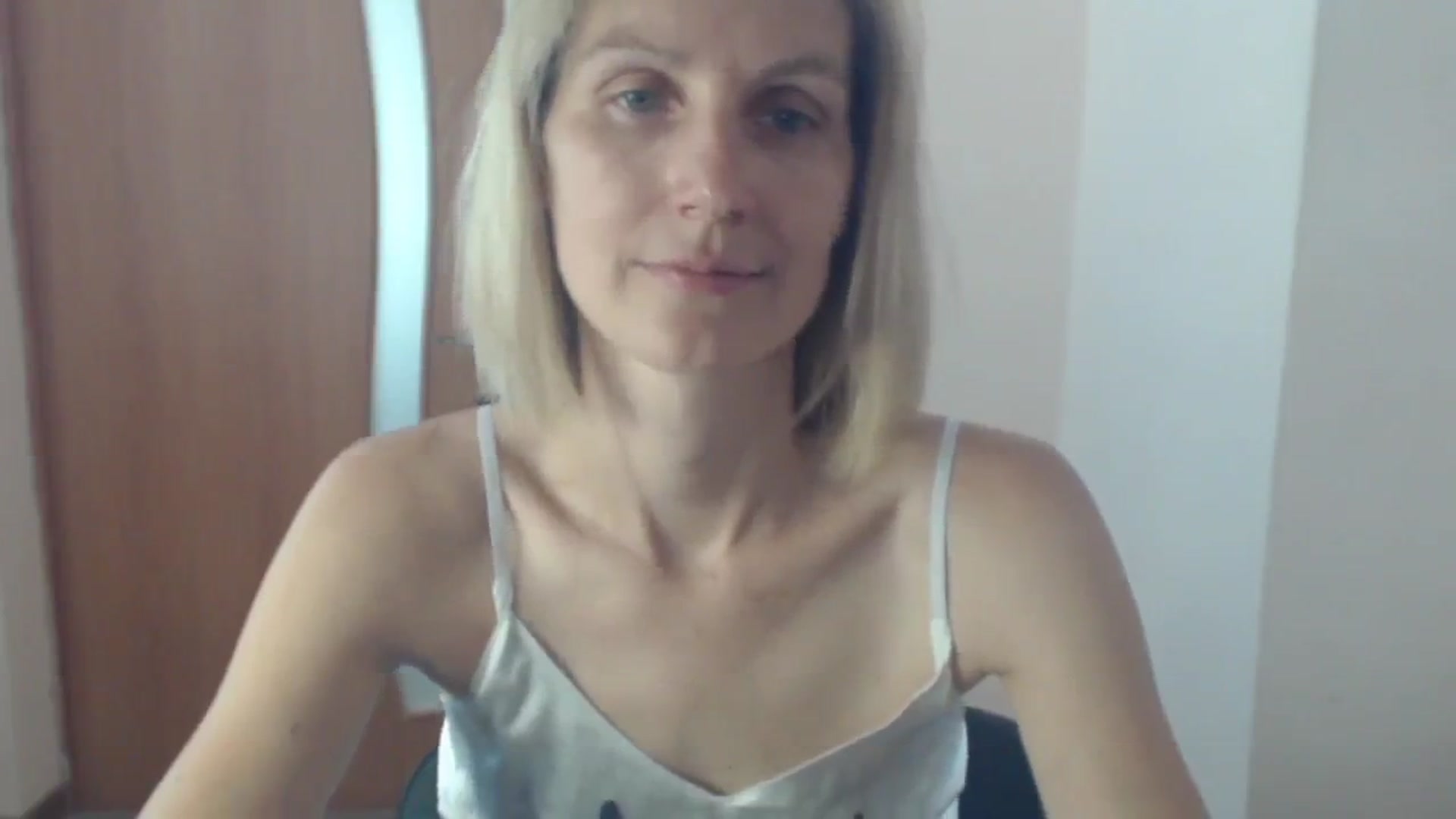 Gallery image thumbnail from GalinatheBest's myfreecams stream on, 07/08/2024, 12:05 image 17 of 20
