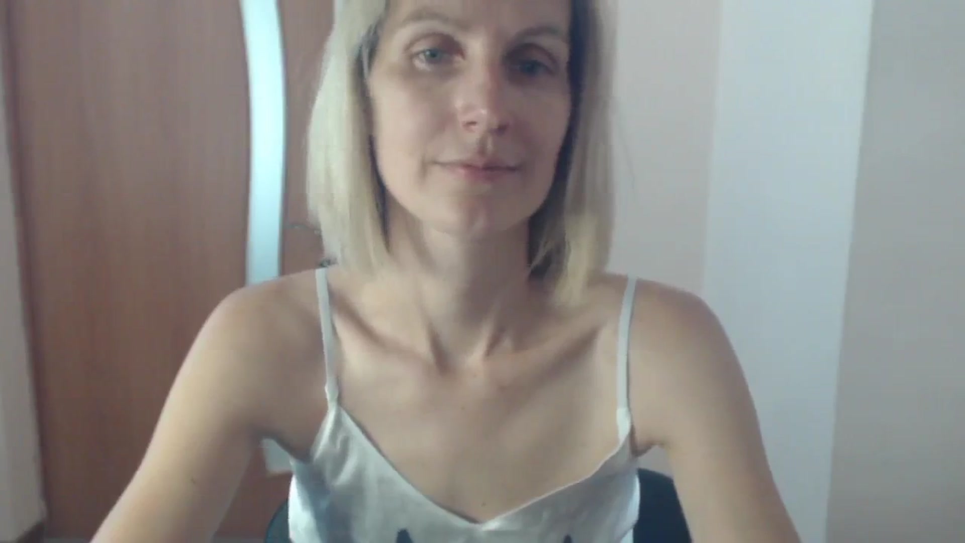 Gallery image thumbnail from GalinatheBest's myfreecams stream on, 07/08/2024, 12:05 image 19 of 20