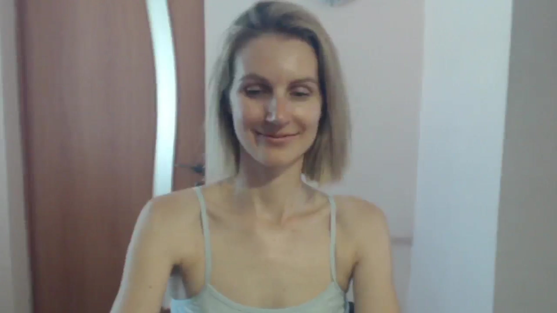 Gallery image thumbnail from GalinatheBest's myfreecams stream on, 07/15/2024, 12:49 image 13 of 20