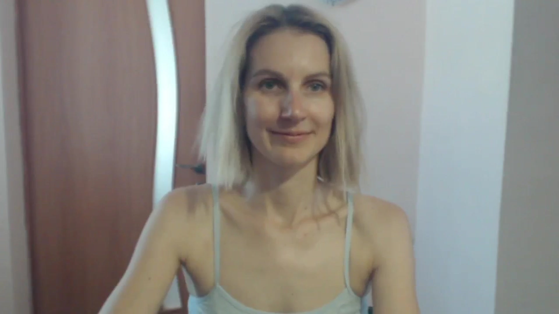 Gallery image thumbnail from GalinatheBest's myfreecams stream on, 07/15/2024, 12:49 image 11 of 20