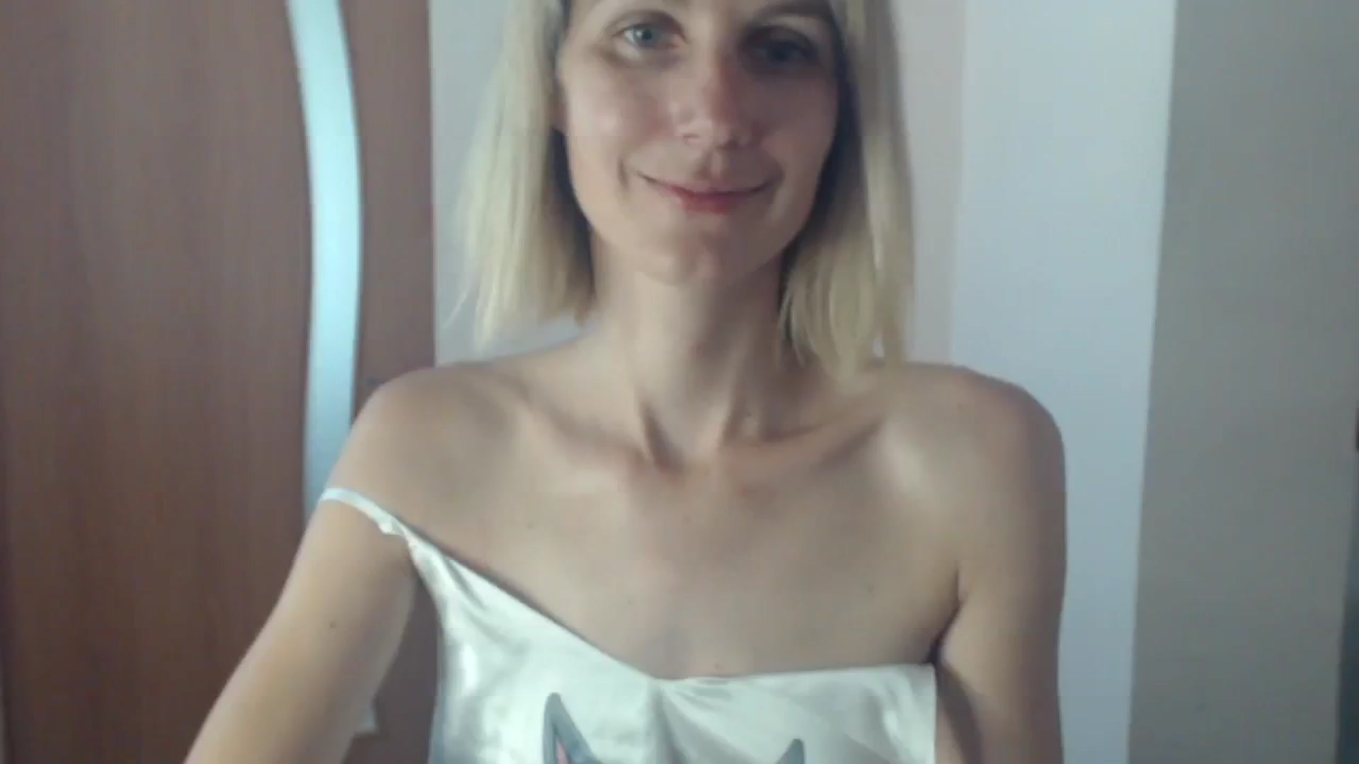 Gallery image thumbnail from GalinatheBest's myfreecams stream on, 07/23/2024, 13:15 image 7 of 20