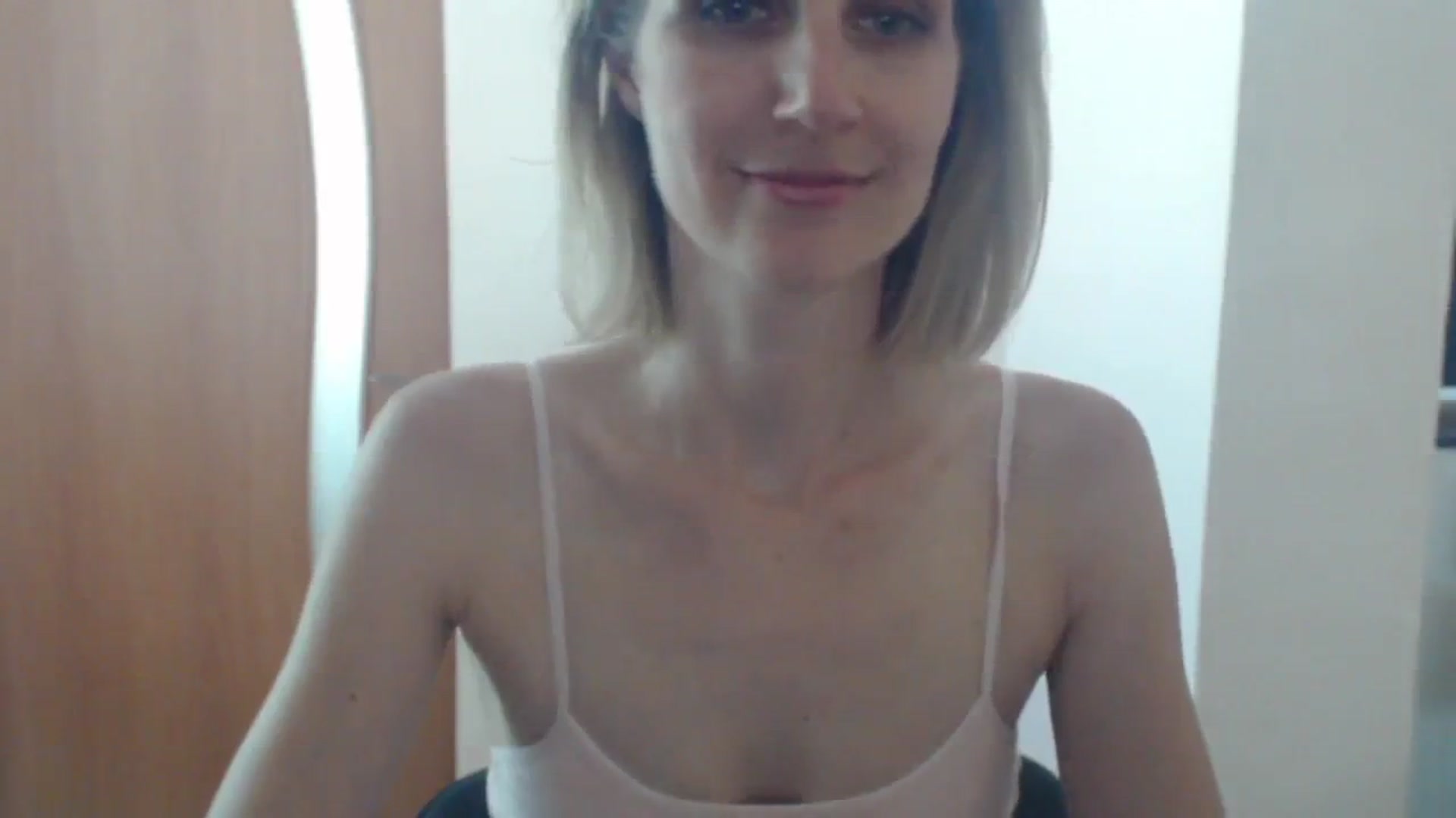Gallery image thumbnail from GalinatheBest's myfreecams stream on, 07/29/2024, 12:15 image 18 of 20