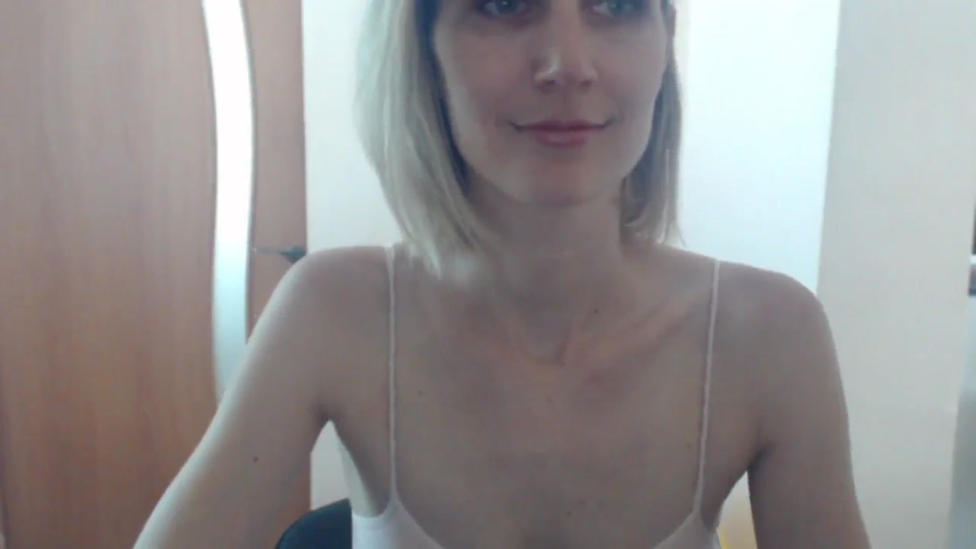 Gallery image thumbnail from GalinatheBest's myfreecams stream on, 07/29/2024, 12:15 image 3 of 20