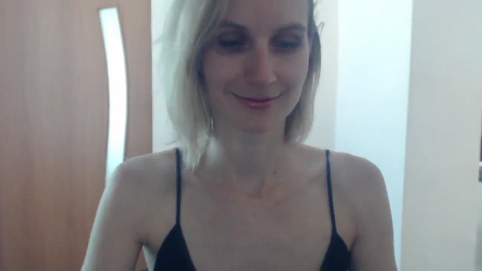 Gallery image thumbnail from GalinatheBest's myfreecams stream on, 07/29/2024, 12:15 image 9 of 20