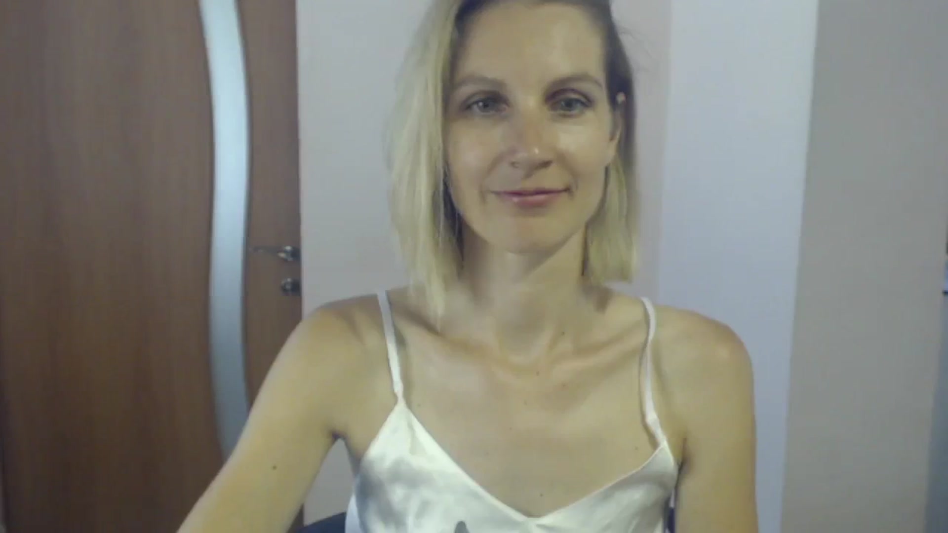 Gallery image thumbnail from GalinatheBest's myfreecams stream on, 07/30/2024, 11:41 image 19 of 20