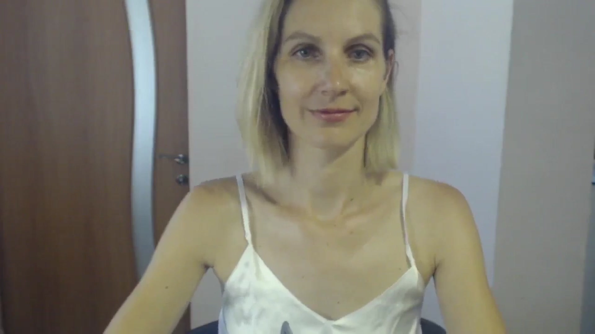 Gallery image thumbnail from GalinatheBest's myfreecams stream on, 07/30/2024, 11:41 image 10 of 20
