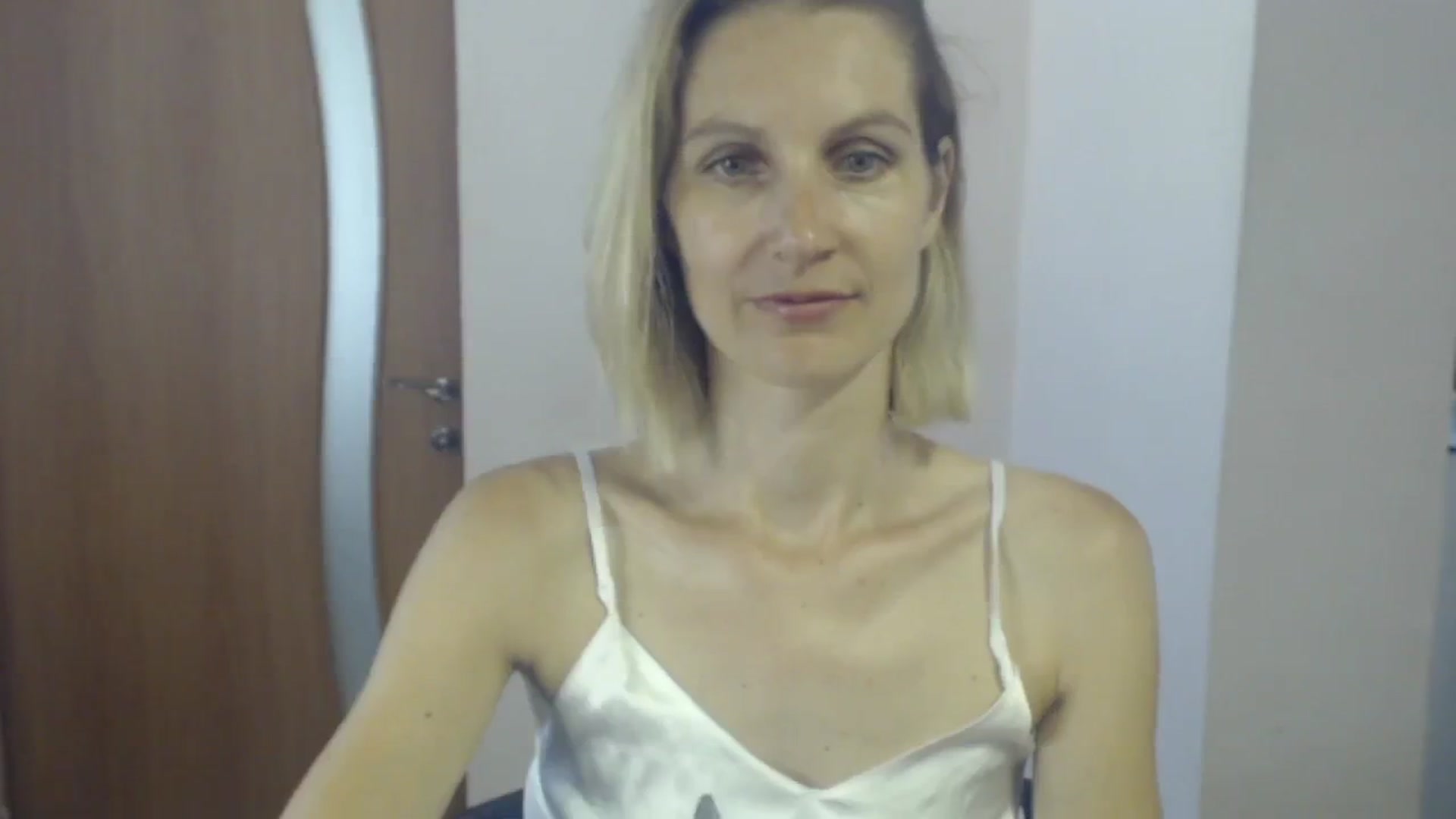 Gallery image thumbnail from GalinatheBest's myfreecams stream on, 07/30/2024, 11:41 image 13 of 20