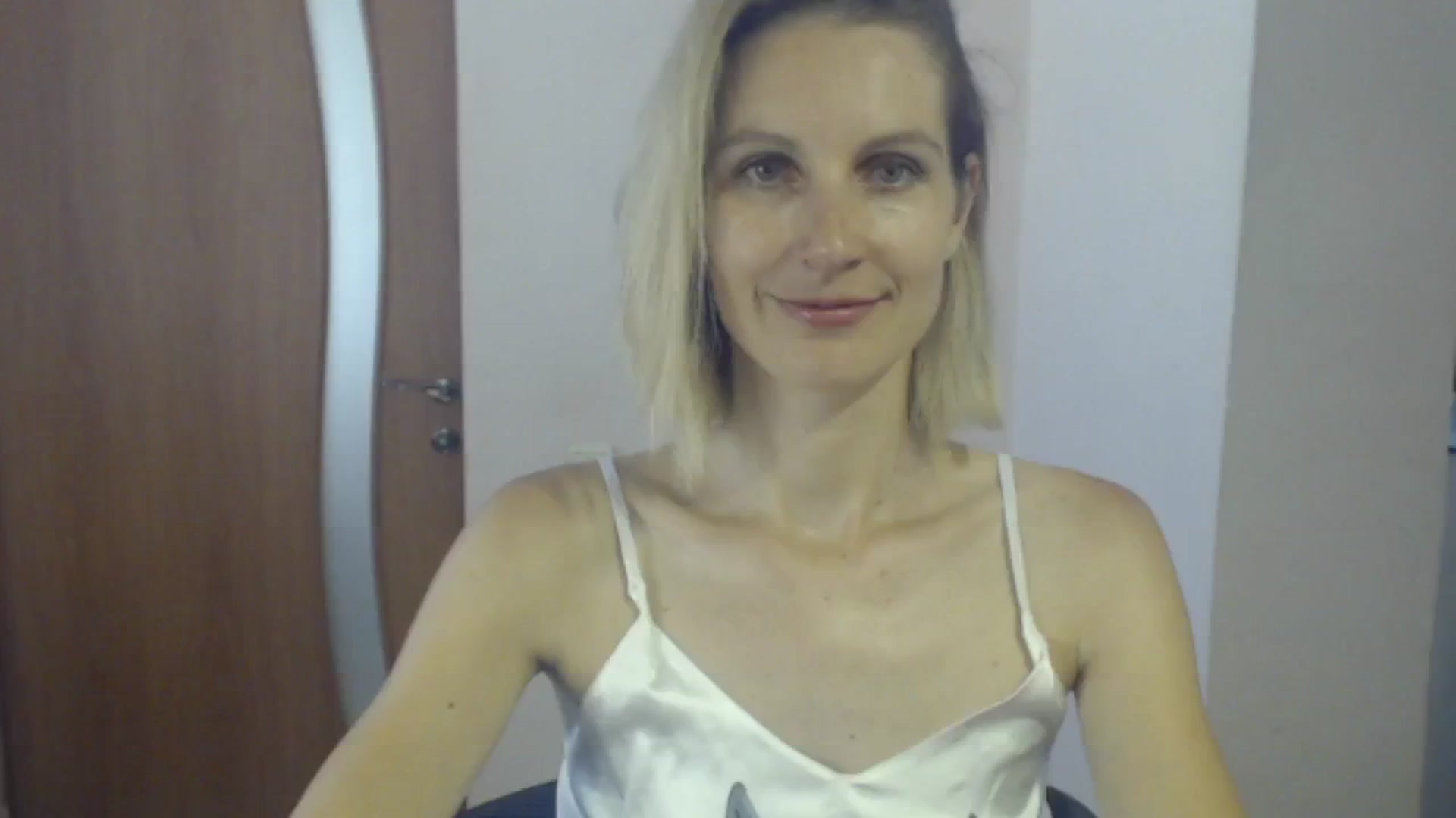 Gallery image thumbnail from GalinatheBest's myfreecams stream on, 07/30/2024, 11:41 image 1 of 20