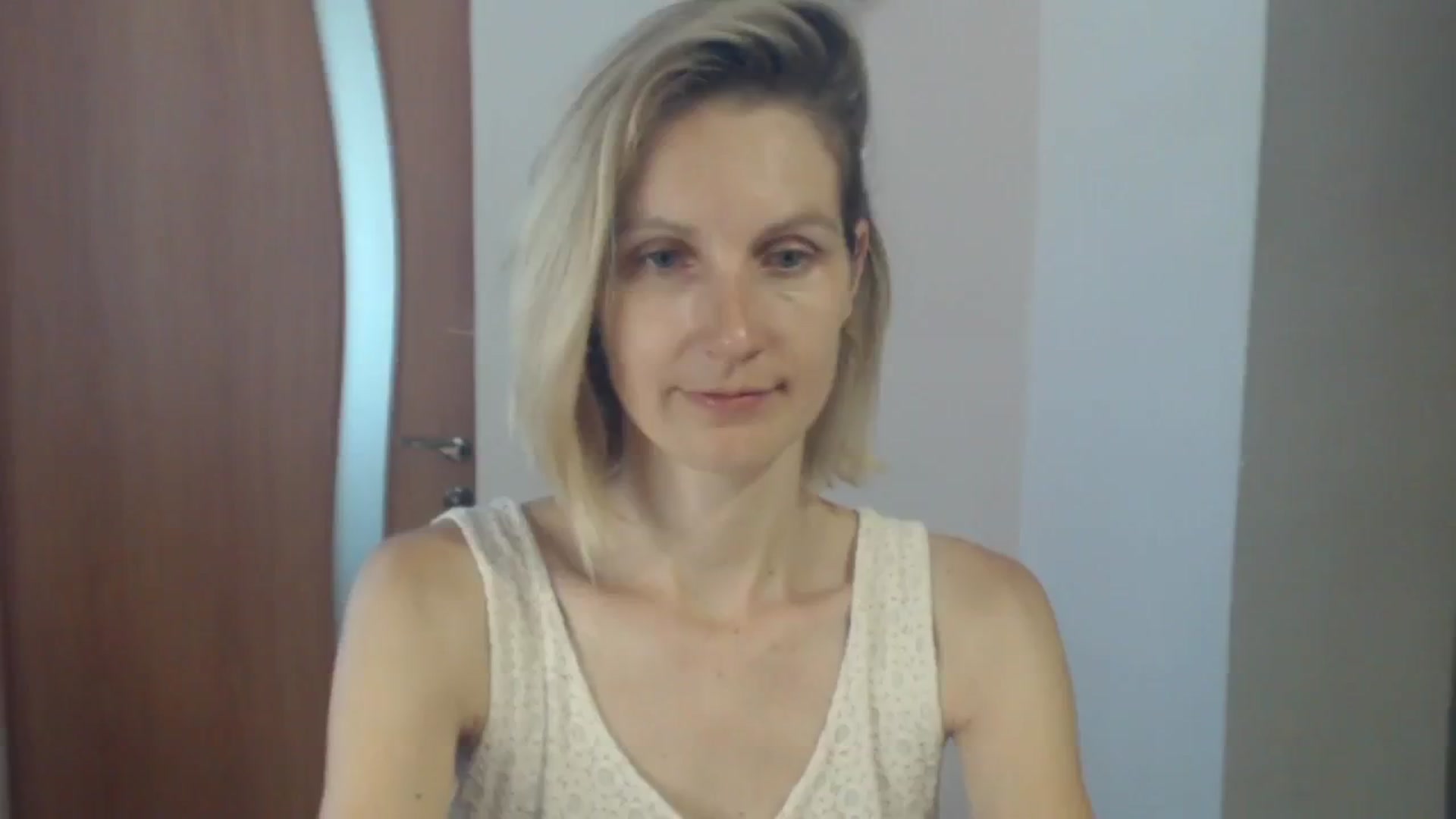 Gallery image thumbnail from GalinatheBest's myfreecams stream on, 07/31/2024, 09:48 image 2 of 20
