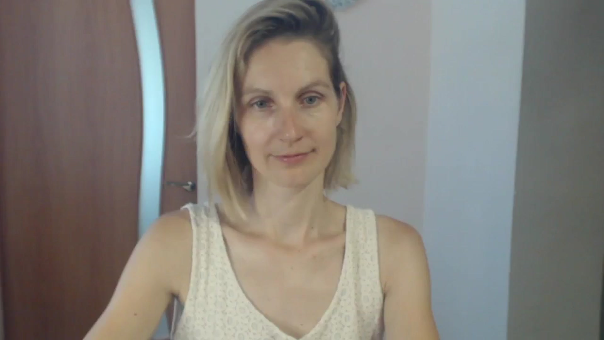 Gallery image thumbnail from GalinatheBest's myfreecams stream on, 07/31/2024, 09:48 image 3 of 20
