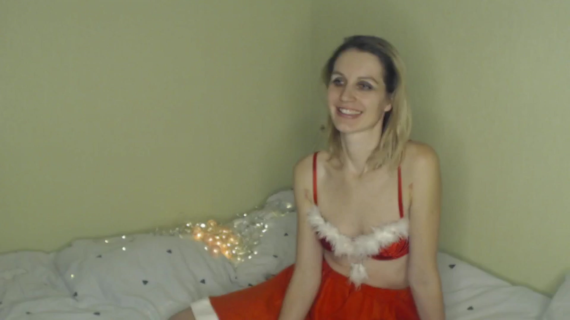Gallery image thumbnail from GalinatheBest's myfreecams stream on, 12/25/2024, 20:51 image 2 of 20