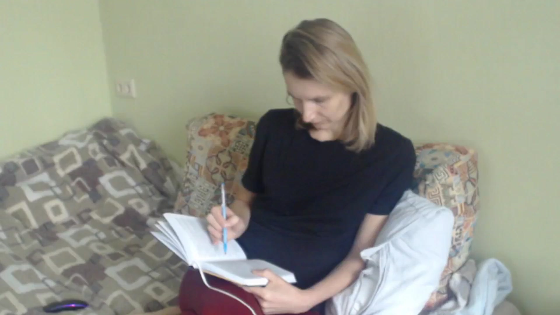 Gallery image thumbnail from GalinatheBest's myfreecams stream on, 01/20/2025, 10:20 image 14 of 20