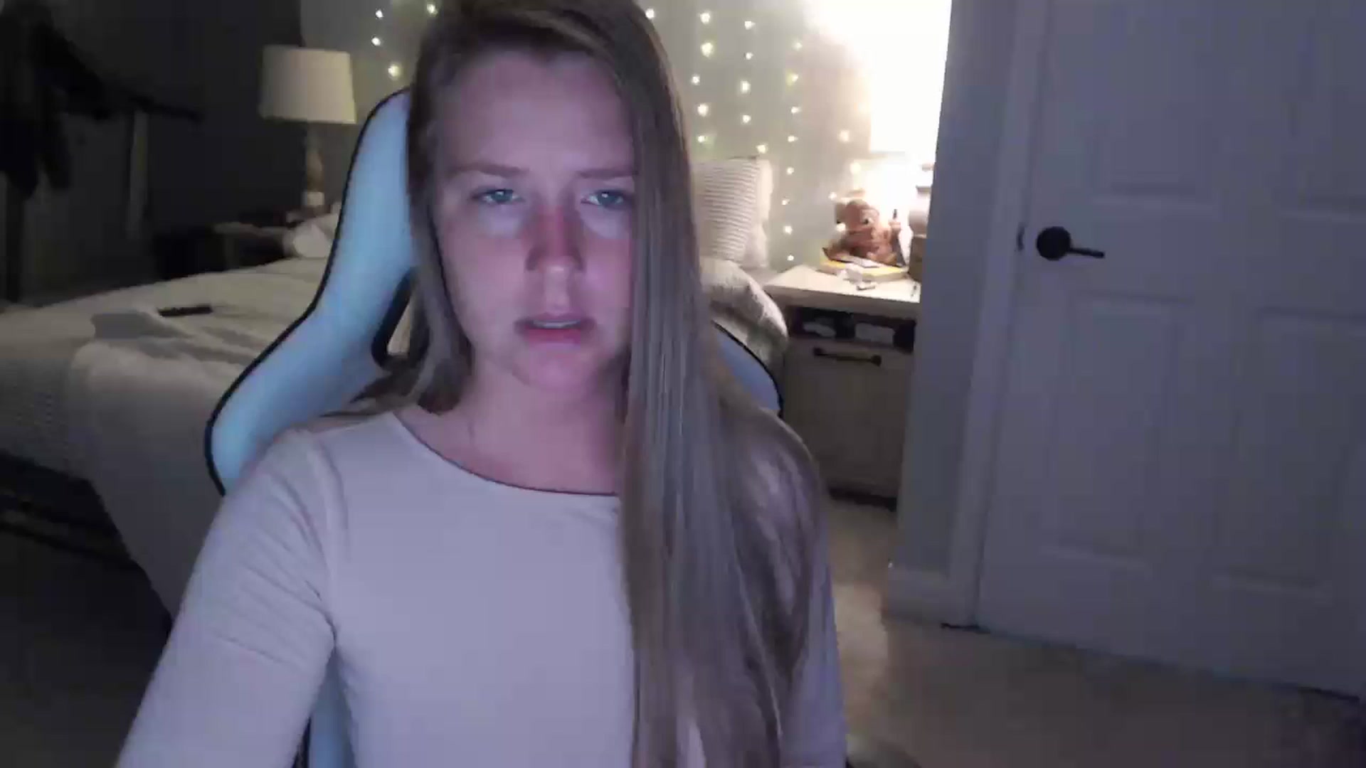 Gallery image thumbnail from GamerGirl's myfreecams stream on, 12/12/2023, 16:37 image 1 of 20