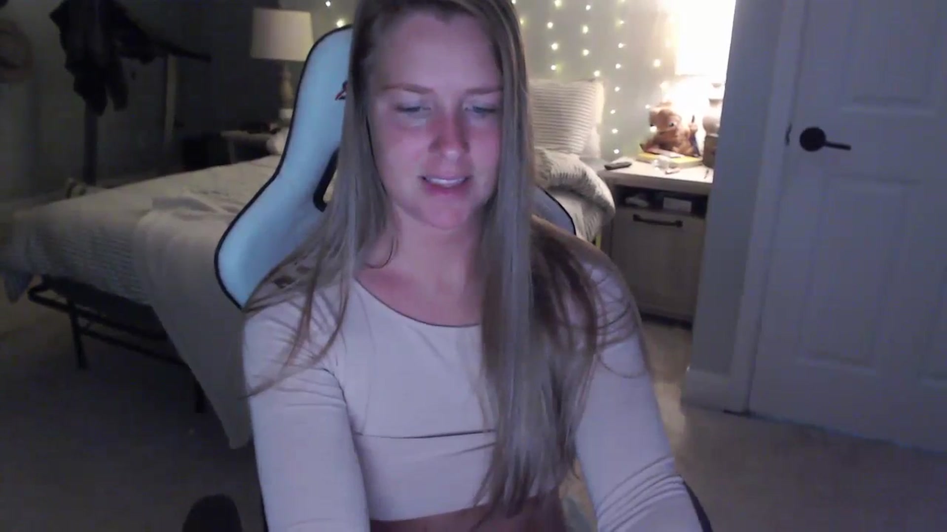 Gallery image thumbnail from GamerGirl's myfreecams stream on, 12/12/2023, 16:37 image 7 of 20