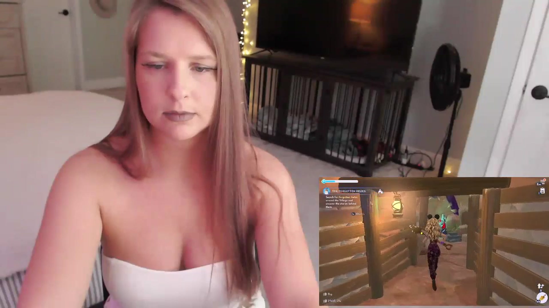 Gallery image thumbnail from GamerGirl's myfreecams stream on, 01/16/2024, 19:20 image 6 of 20