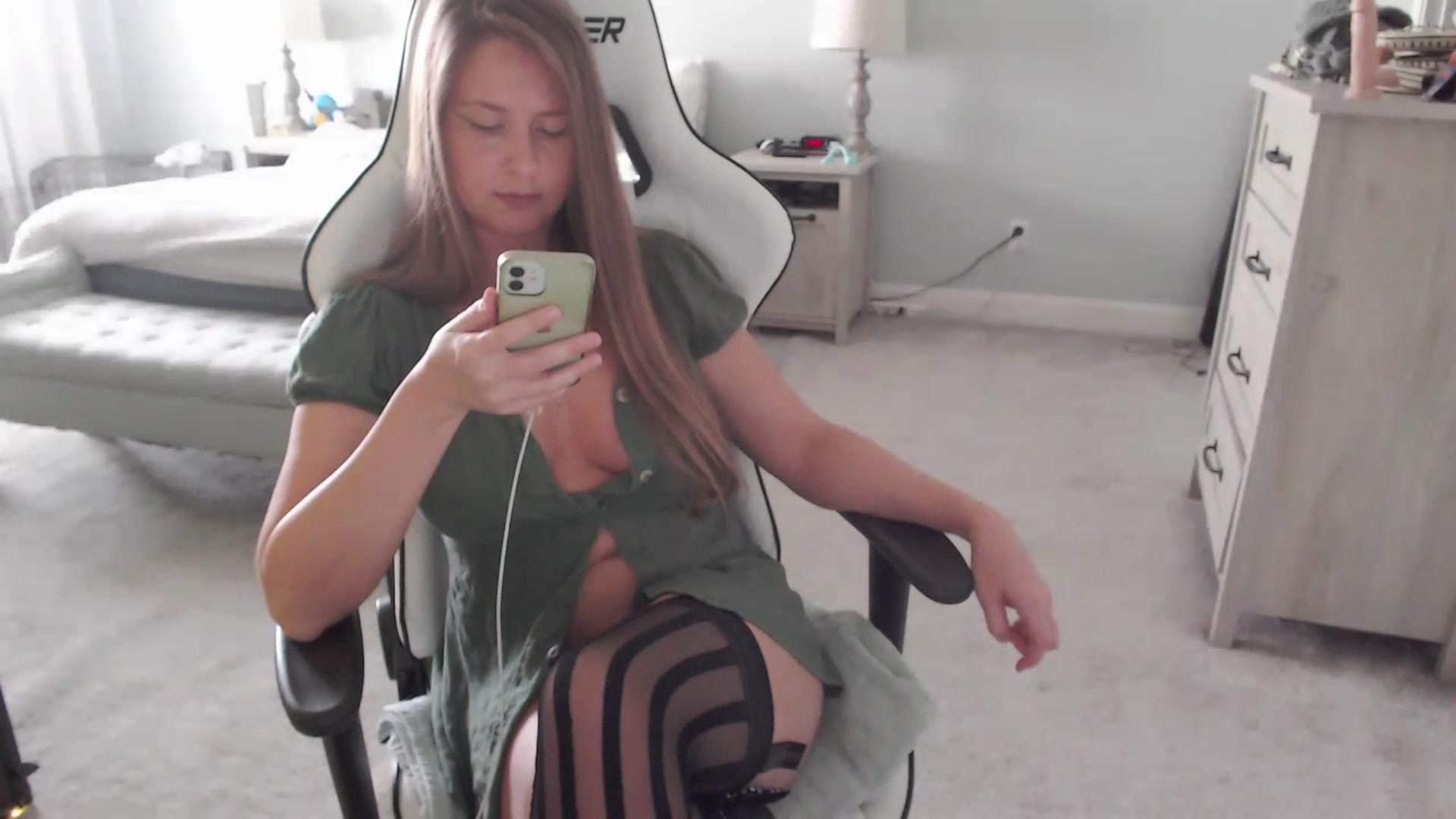 Gallery image thumbnail from GamerGirl's myfreecams stream on, 03/11/2024, 16:35 image 11 of 20