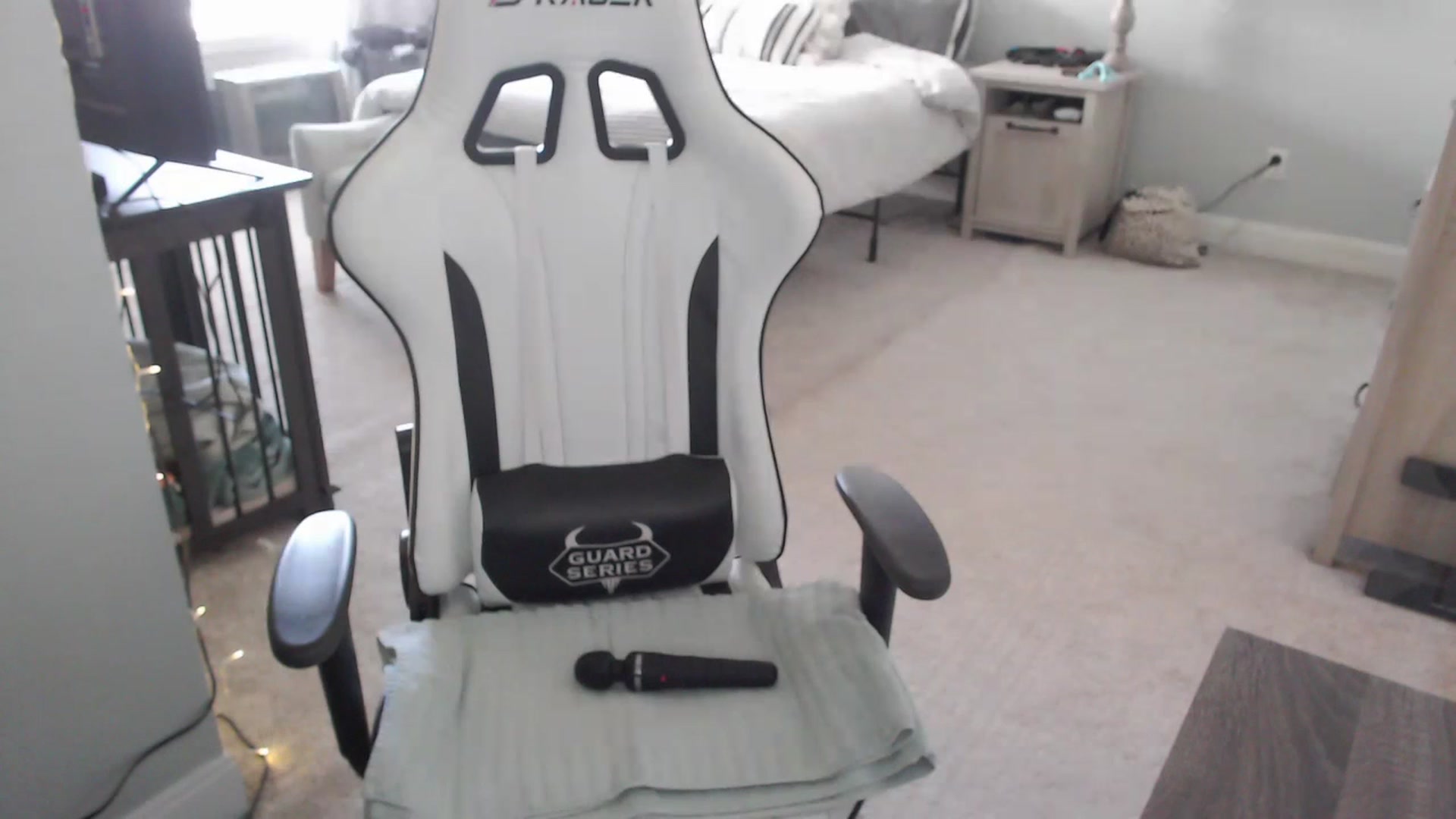 Gallery image thumbnail from GamerGirl's myfreecams stream on, 03/20/2024, 15:48 image 7 of 20