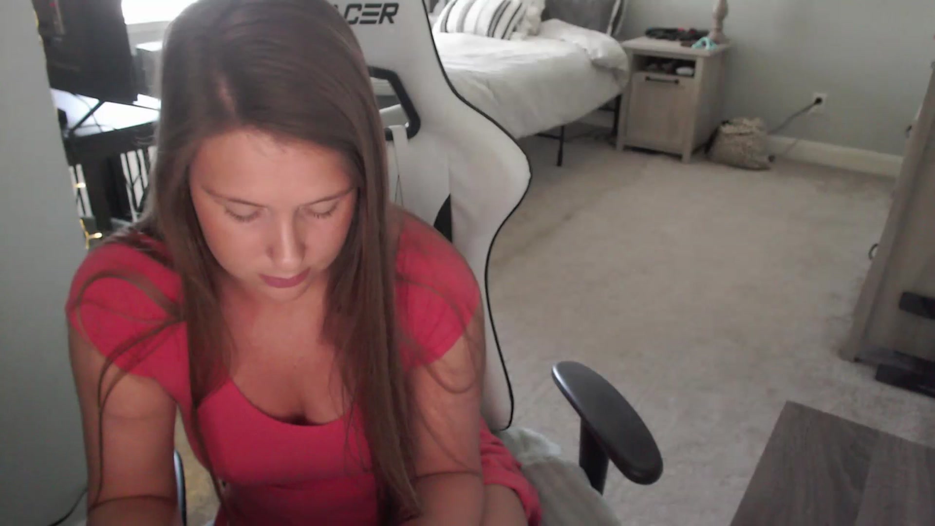 Gallery image thumbnail from GamerGirl's myfreecams stream on, 03/20/2024, 17:08 image 20 of 20