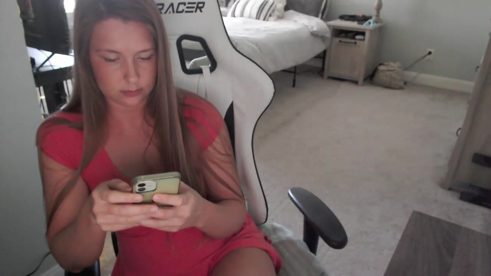 Gallery image thumbnail from GamerGirl's myfreecams stream on, 03/20/2024, 17:08 image 19 of 20