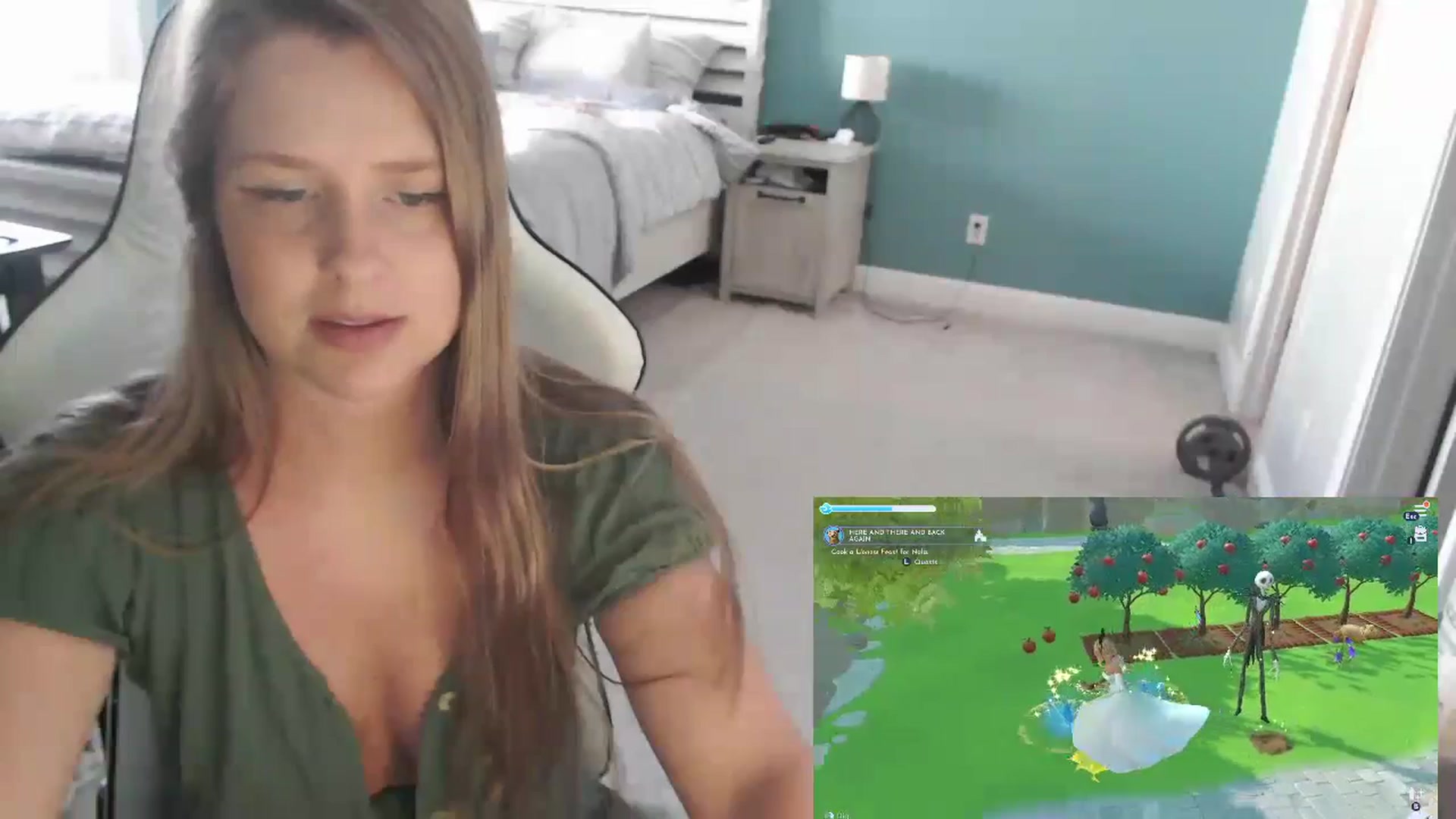 Gallery image thumbnail from GamerGirl's myfreecams stream on, 04/23/2024, 15:13 image 13 of 20