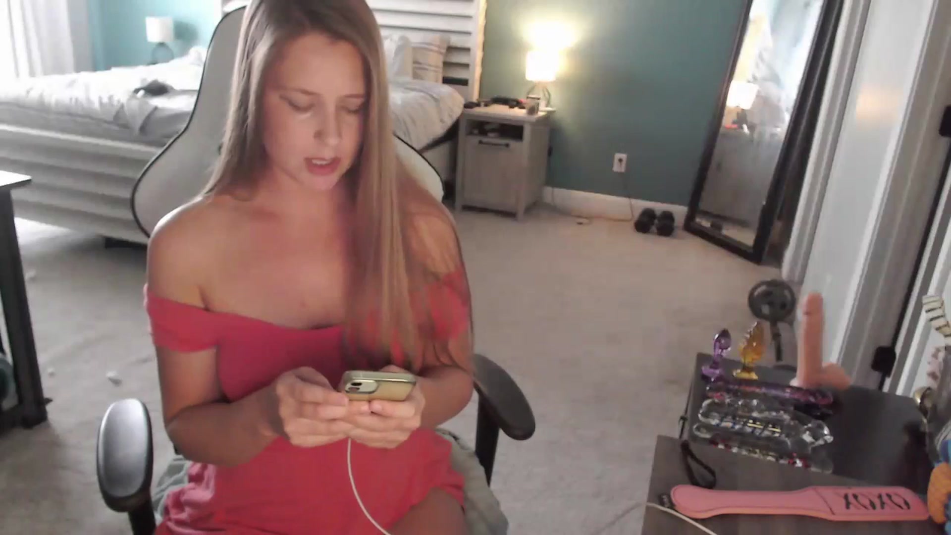 Gallery image thumbnail from GamerGirl's myfreecams stream on, 04/29/2024, 14:49 image 6 of 20