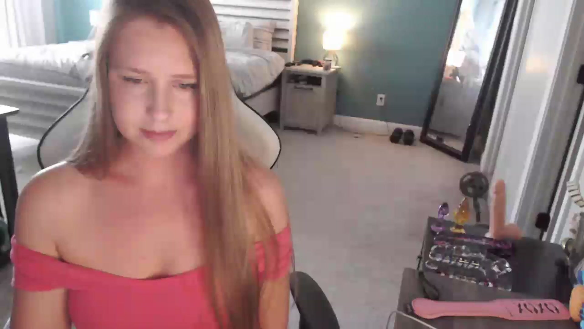 Gallery image thumbnail from GamerGirl's myfreecams stream on, 04/29/2024, 14:49 image 10 of 20