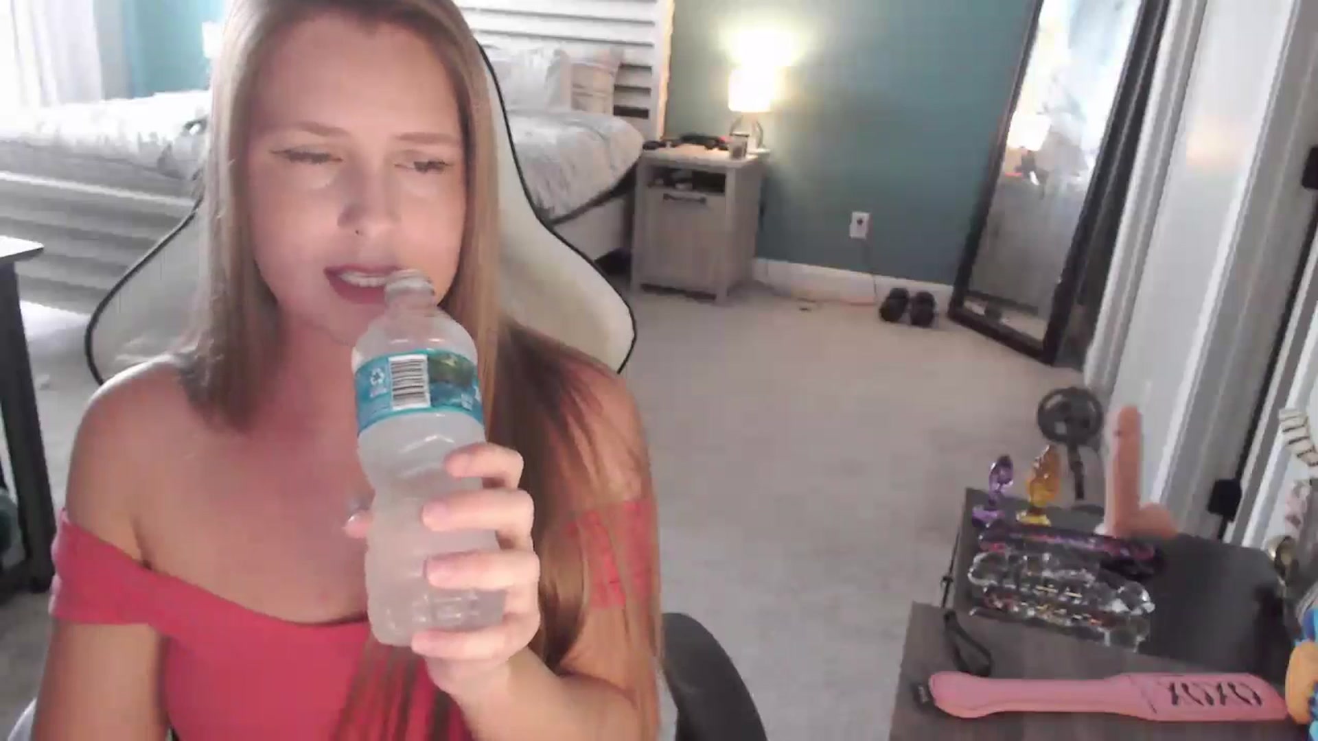 Gallery image thumbnail from GamerGirl's myfreecams stream on, 04/29/2024, 14:49 image 20 of 20