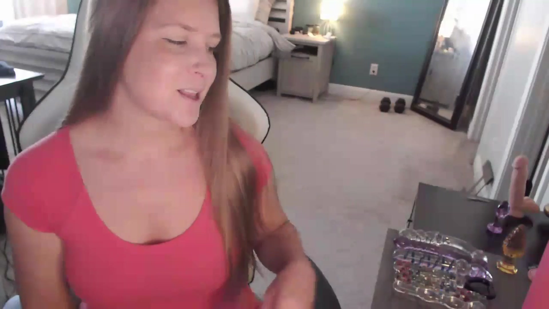 Gallery image thumbnail from GamerGirl's myfreecams stream on, 05/08/2024, 15:34 image 4 of 20