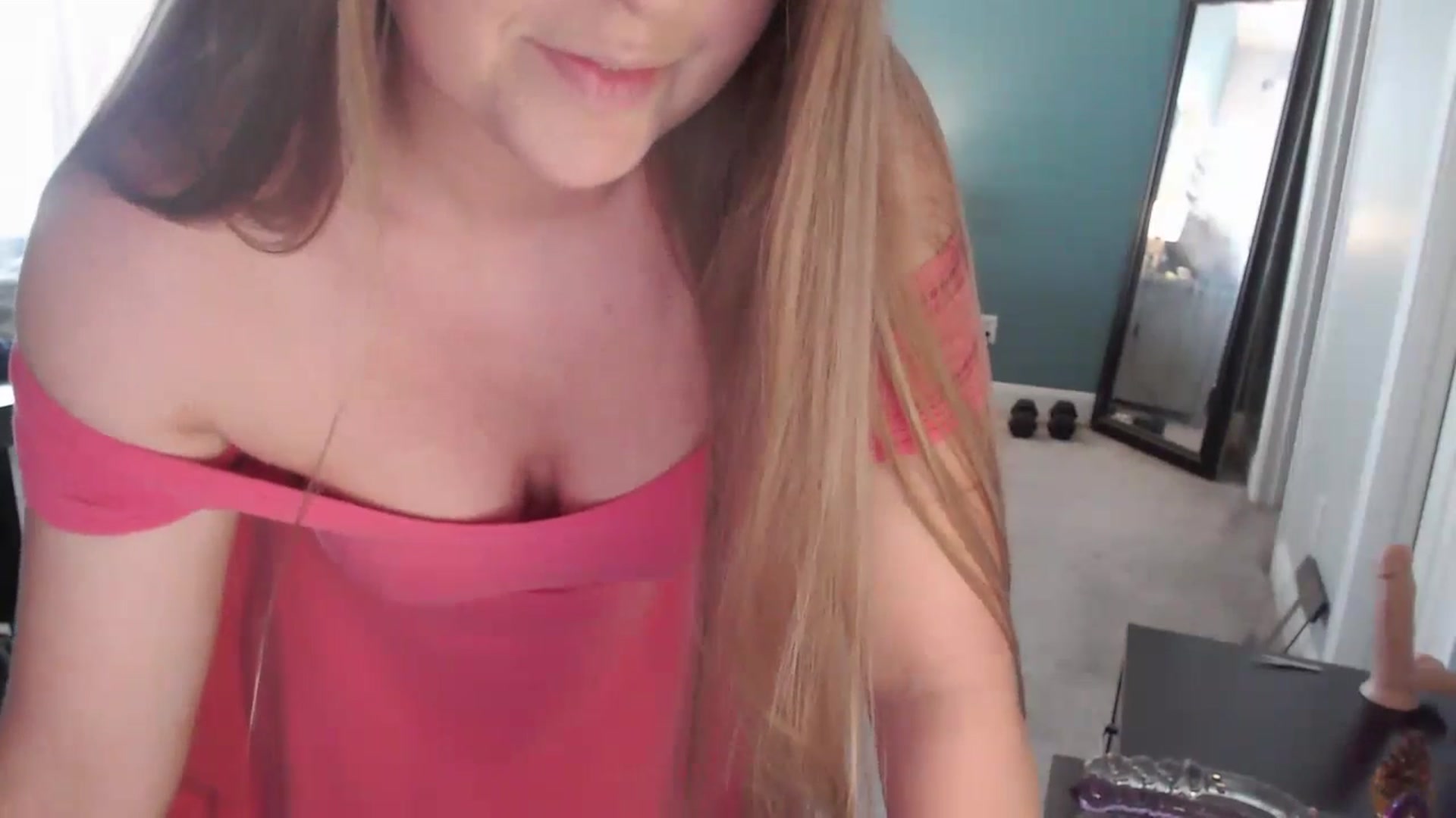 Gallery image thumbnail from GamerGirl's myfreecams stream on, 05/08/2024, 15:56 image 15 of 20