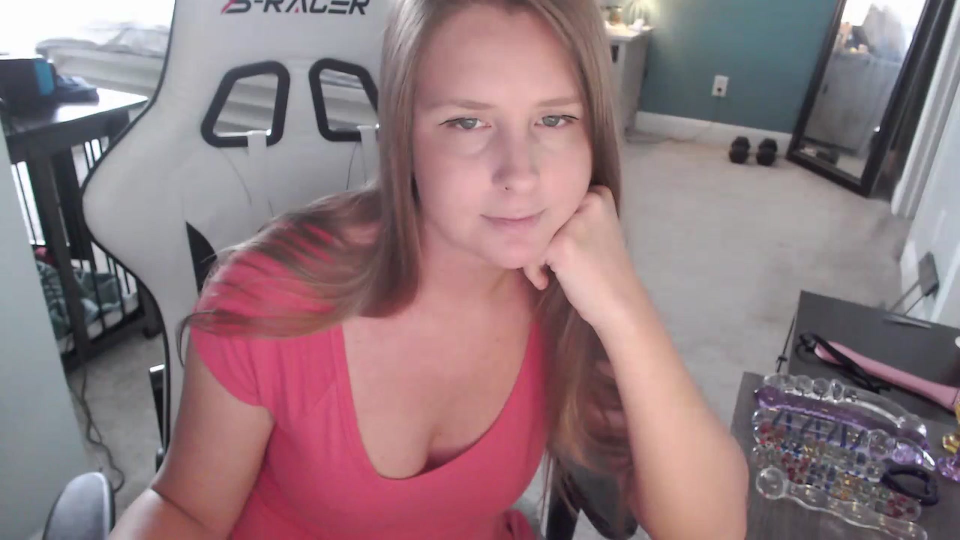 Gallery image thumbnail from GamerGirl's myfreecams stream on, 05/08/2024, 20:31 image 14 of 20