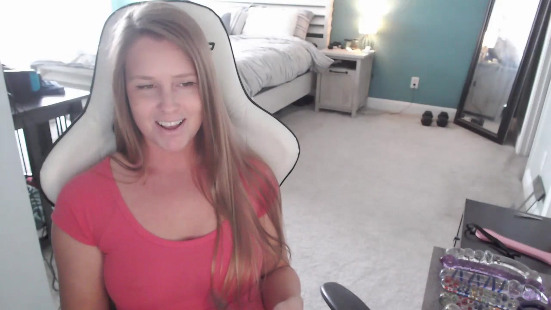 Gallery image thumbnail from GamerGirl's myfreecams stream on, 05/08/2024, 20:31 image 8 of 20