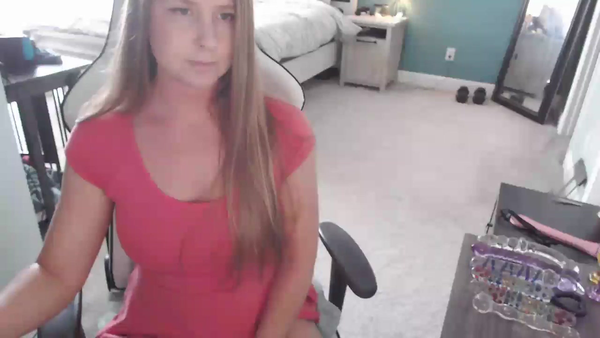 Gallery image thumbnail from GamerGirl's myfreecams stream on, 05/08/2024, 20:31 image 13 of 20