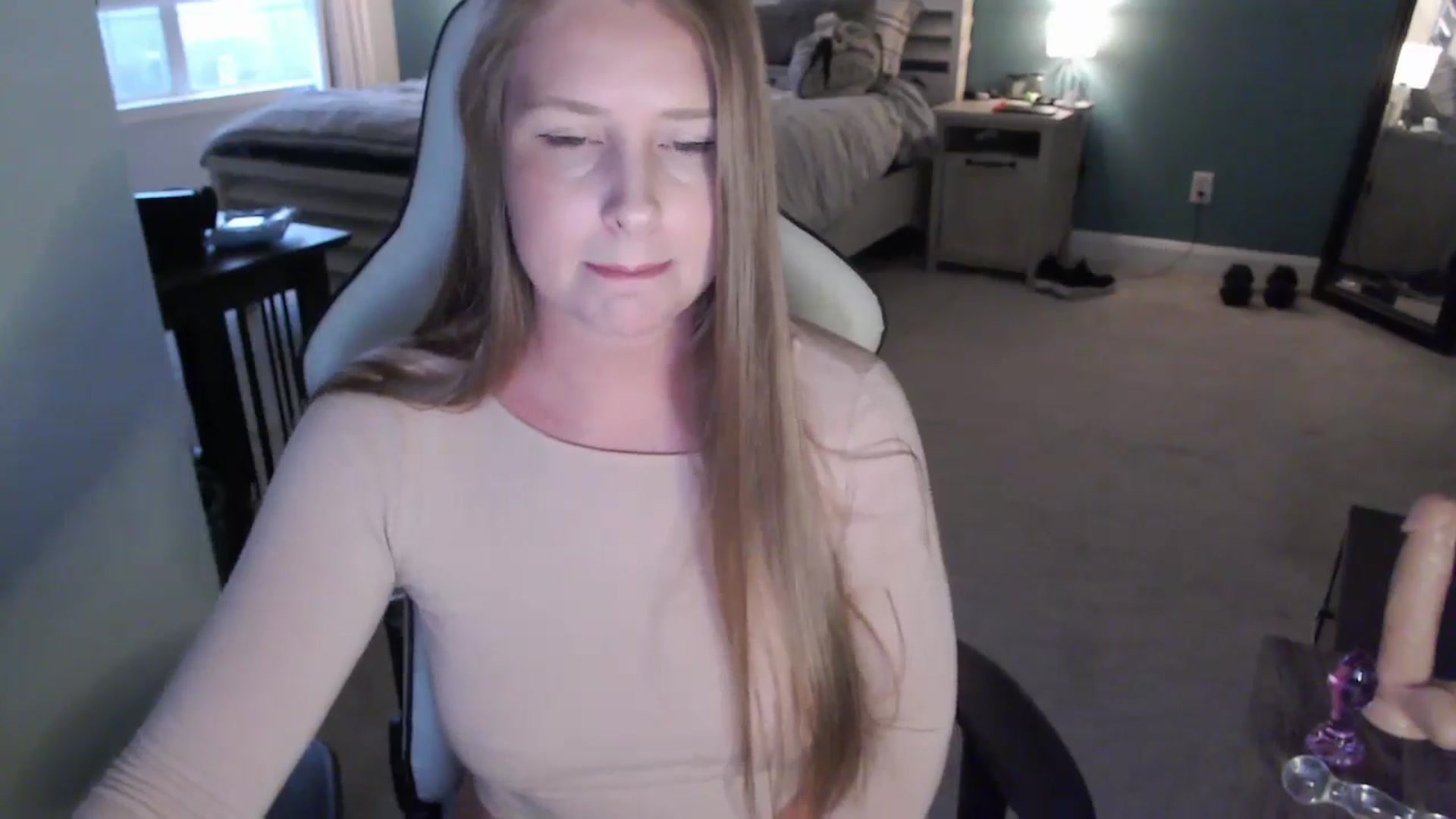 Gallery image thumbnail from GamerGirl's myfreecams stream on, 05/13/2024, 17:50 image 12 of 20