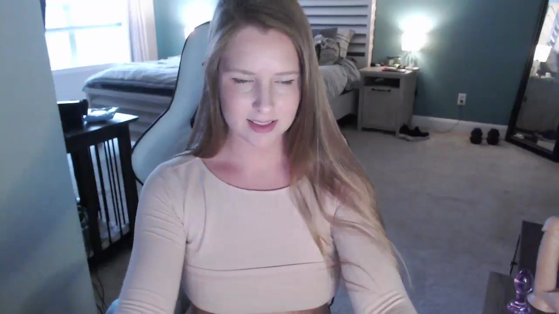Gallery image thumbnail from GamerGirl's myfreecams stream on, 05/13/2024, 17:50 image 16 of 20