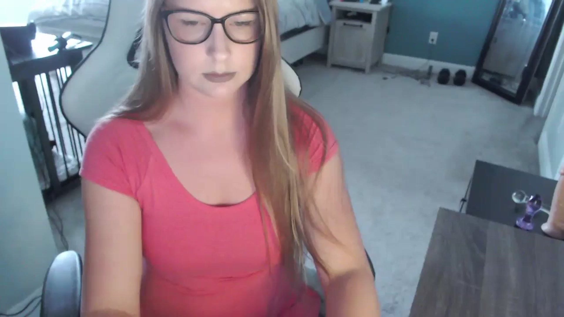Gallery image thumbnail from GamerGirl's myfreecams stream on, 05/14/2024, 19:38 image 2 of 20