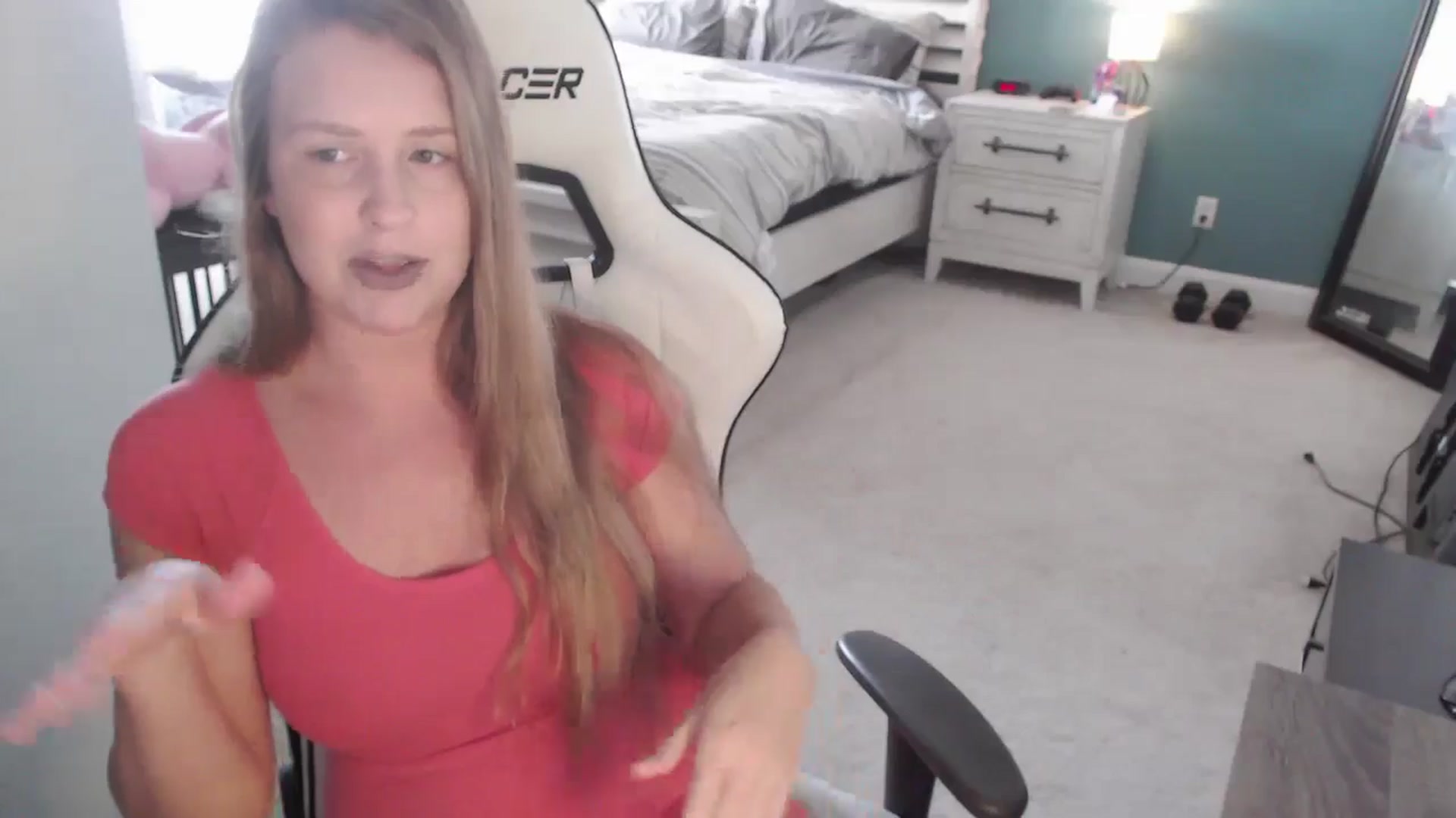 Gallery image thumbnail from GamerGirl's myfreecams stream on, 05/29/2024, 15:59 image 8 of 20