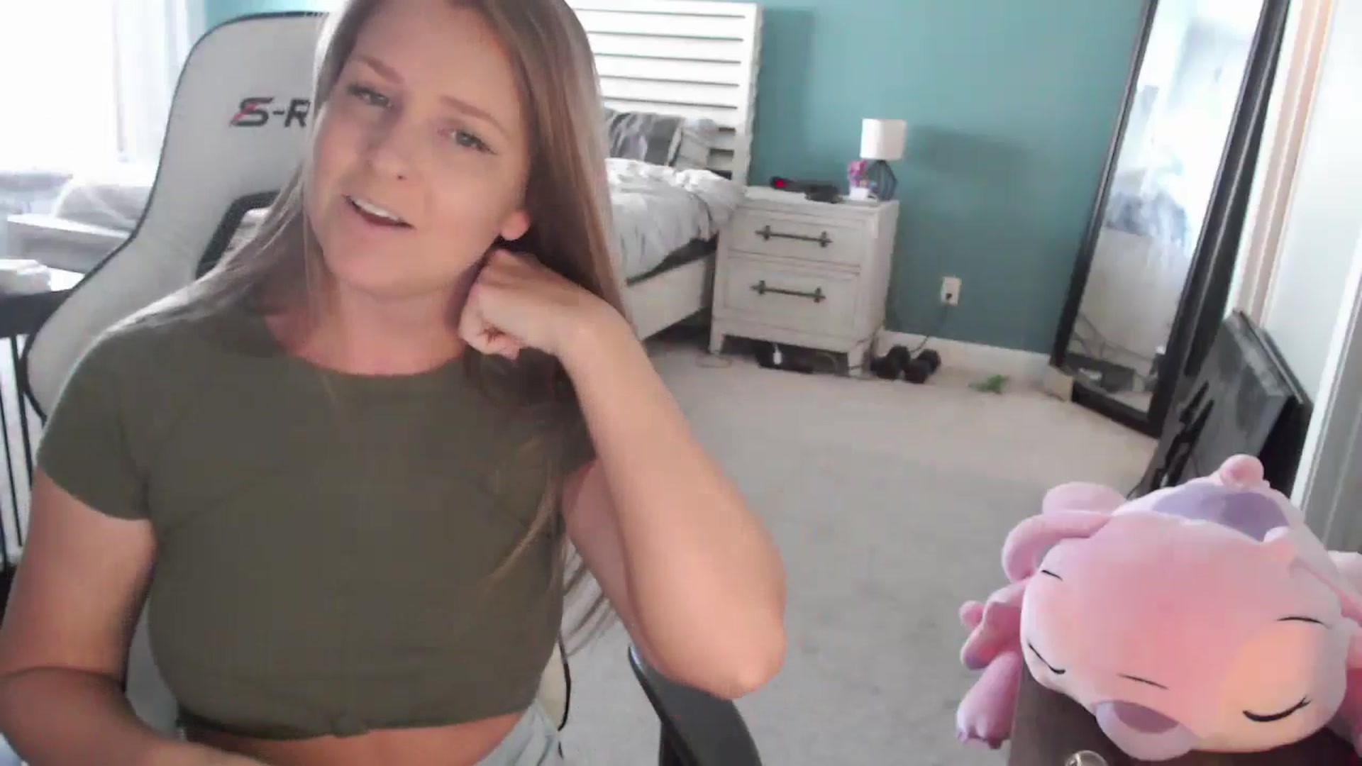 Gallery image thumbnail from GamerGirl's myfreecams stream on, 05/31/2024, 15:30 image 15 of 20