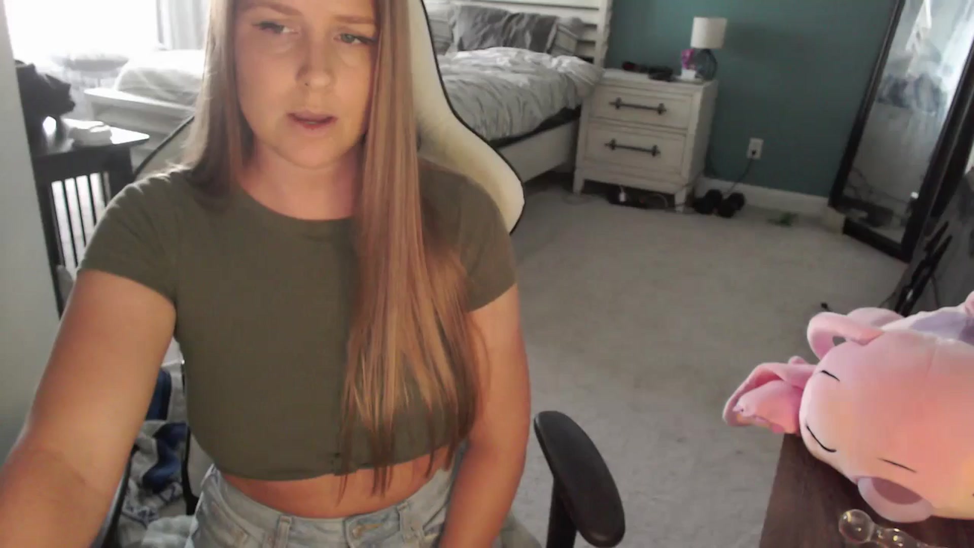 Gallery image thumbnail from GamerGirl's myfreecams stream on, 05/31/2024, 17:56 image 7 of 20