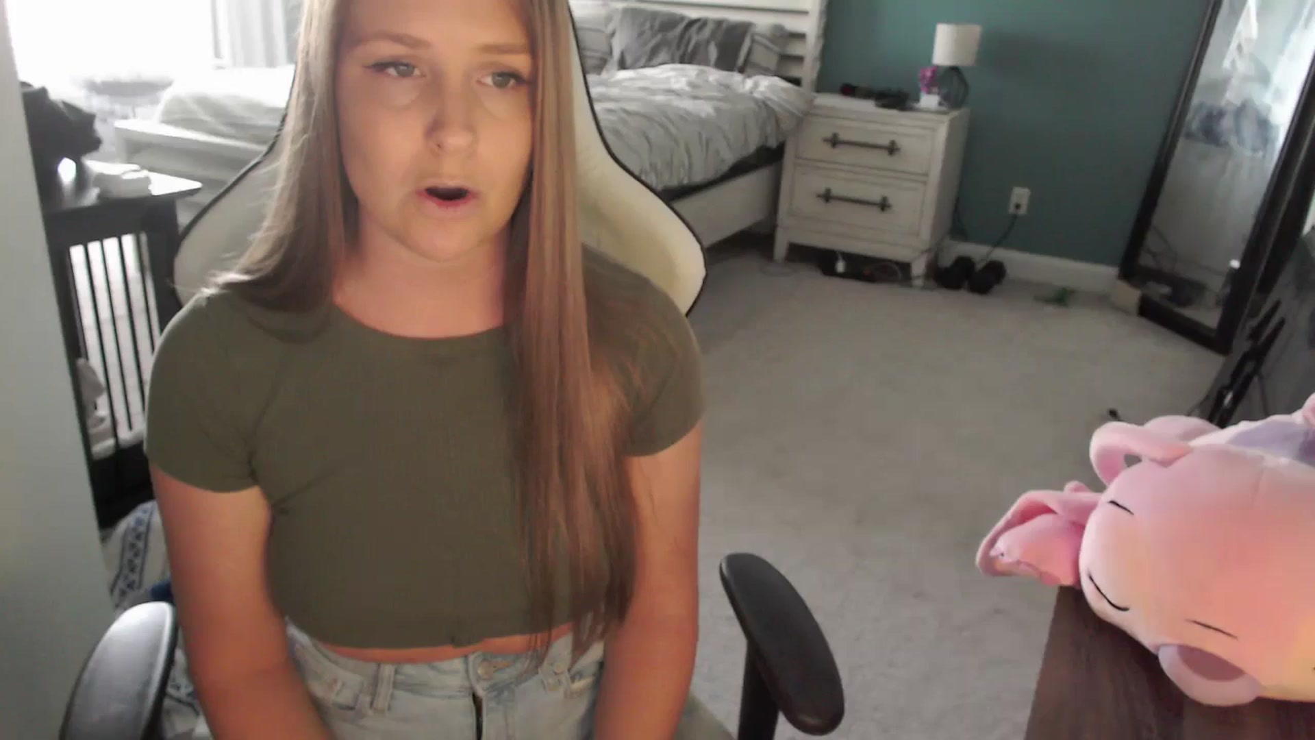 Gallery image thumbnail from GamerGirl's myfreecams stream on, 05/31/2024, 17:56 image 10 of 20