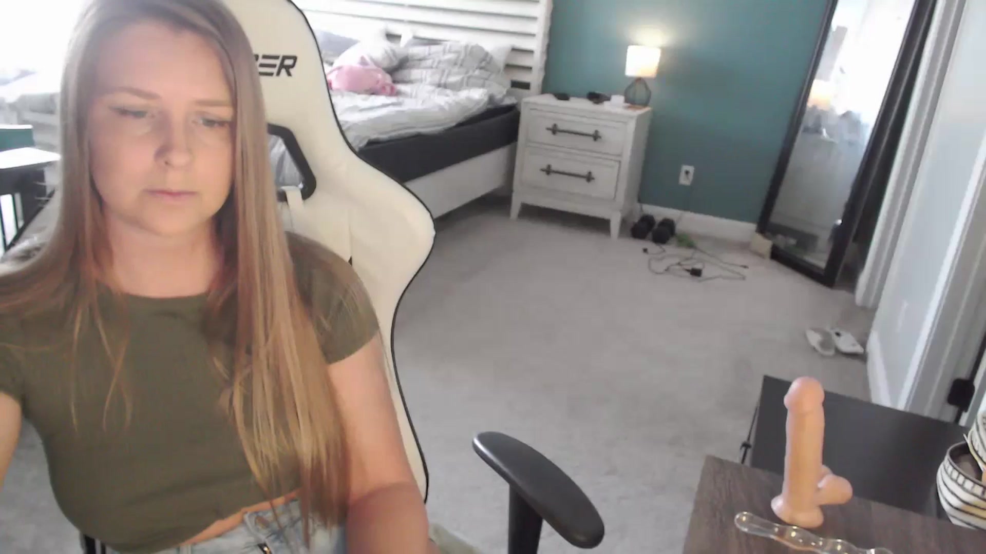 Gallery image thumbnail from GamerGirl's myfreecams stream on, 06/03/2024, 17:54 image 15 of 20
