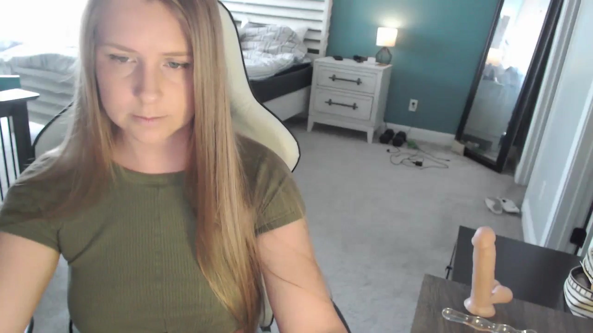 Gallery image thumbnail from GamerGirl's myfreecams stream on, 06/03/2024, 17:54 image 9 of 20