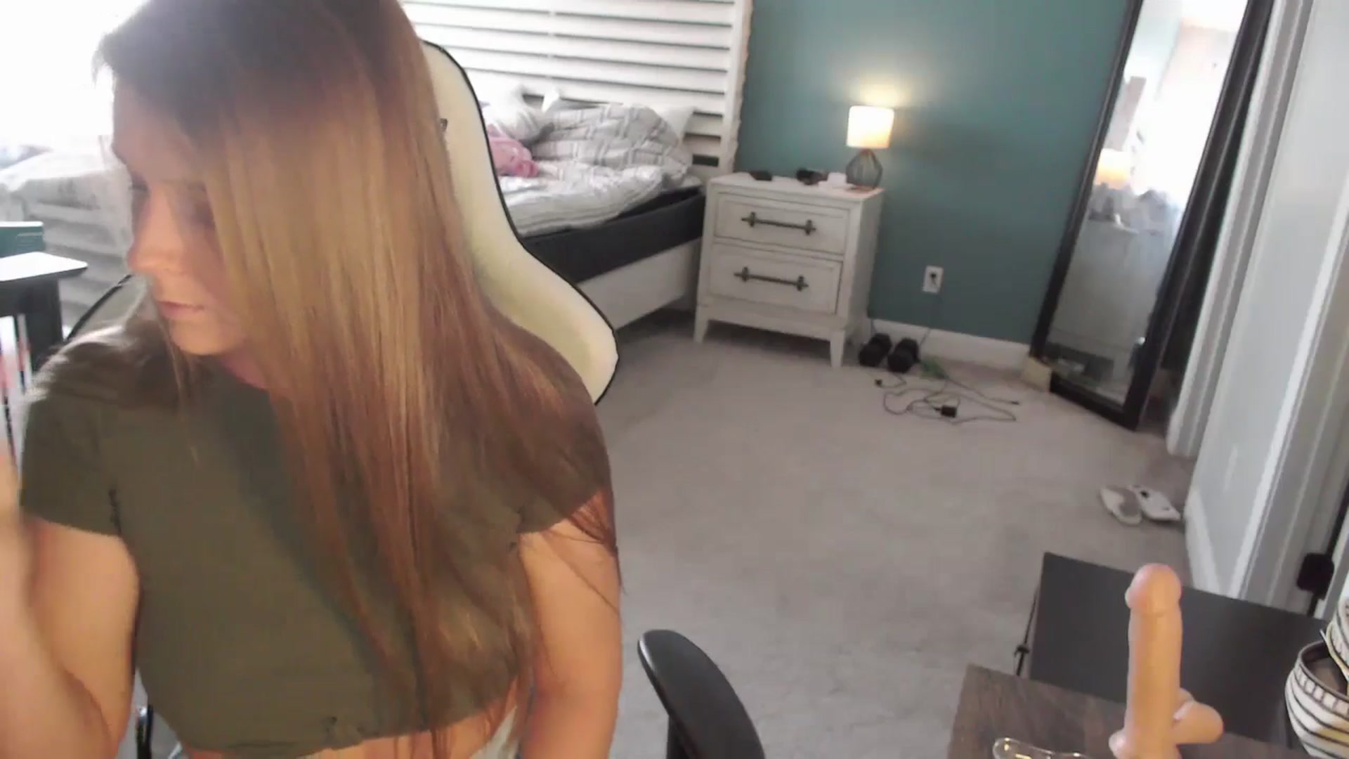 Gallery image thumbnail from GamerGirl's myfreecams stream on, 06/03/2024, 17:54 image 7 of 20