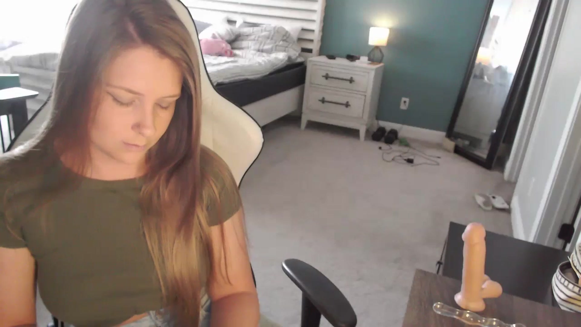 Gallery image thumbnail from GamerGirl's myfreecams stream on, 06/03/2024, 17:54 image 13 of 20