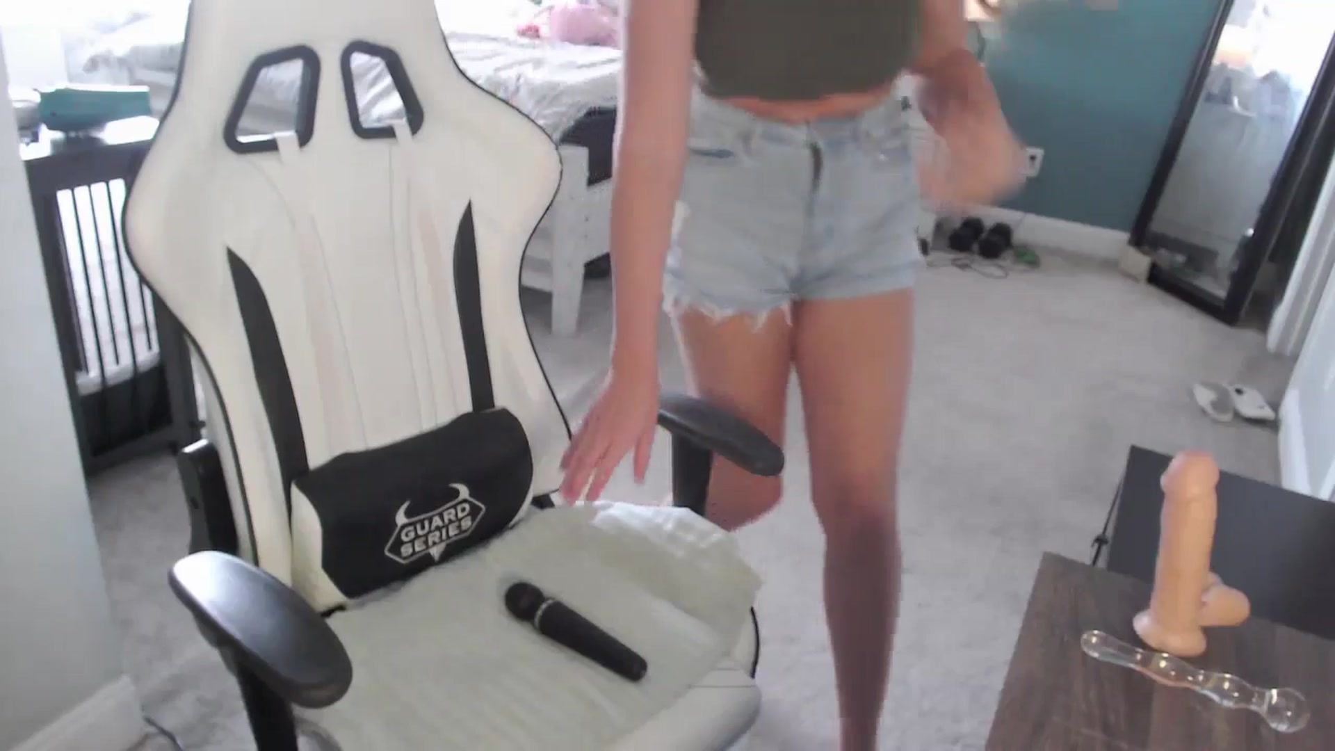 Gallery image thumbnail from GamerGirl's myfreecams stream on, 06/03/2024, 18:20 image 20 of 20