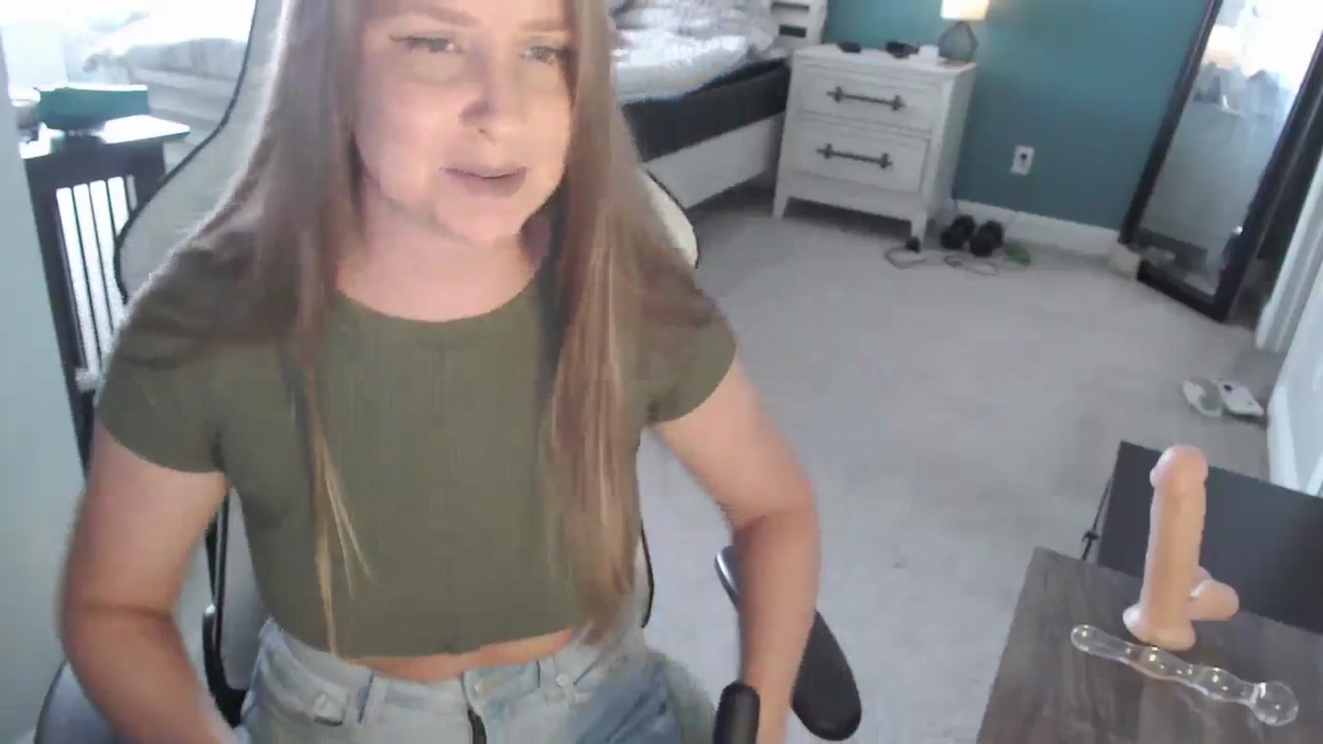 Gallery image thumbnail from GamerGirl's myfreecams stream on, 06/03/2024, 18:20 image 7 of 20