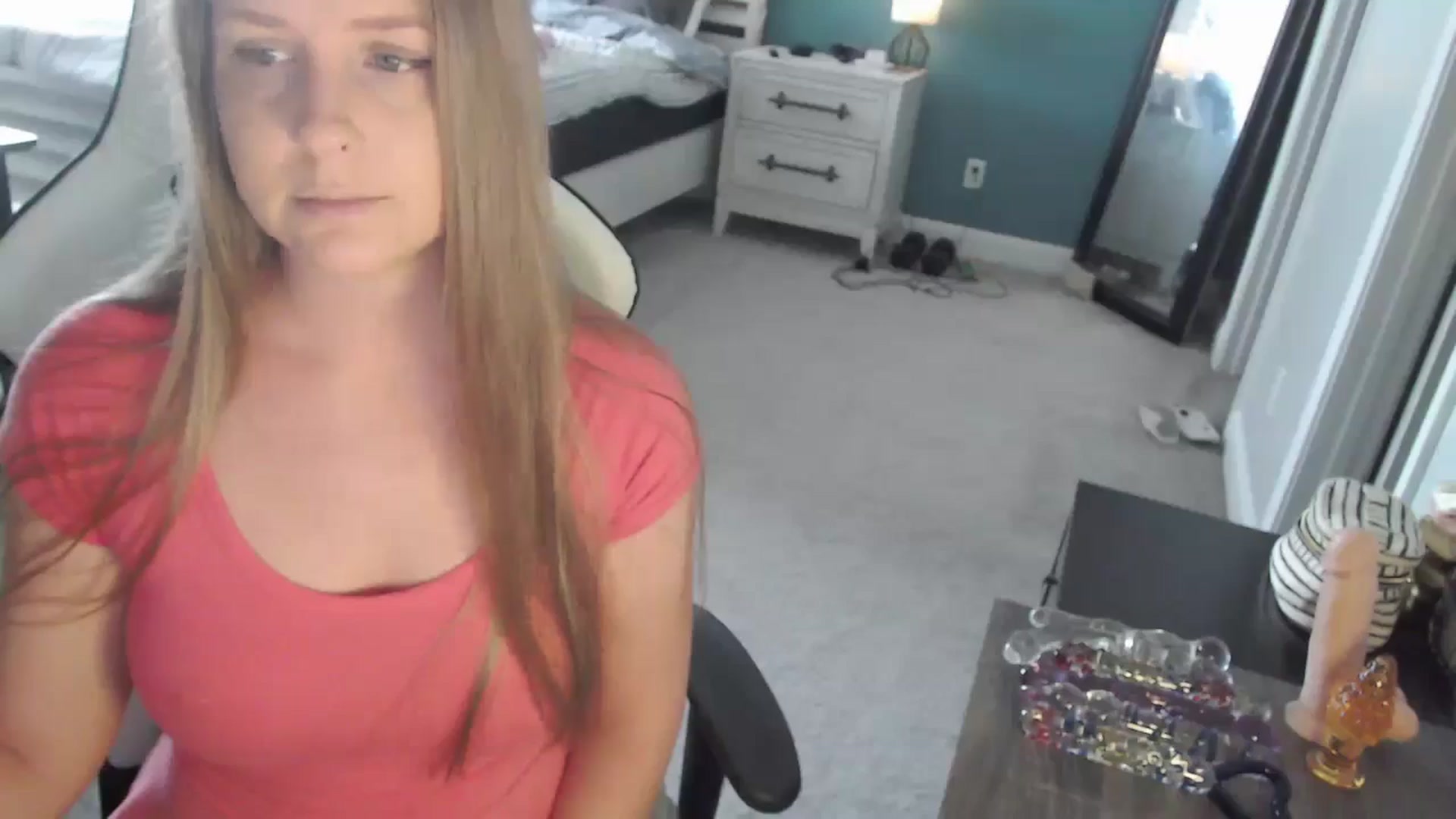 Gallery image thumbnail from GamerGirl's myfreecams stream on, 06/04/2024, 18:05 image 15 of 20