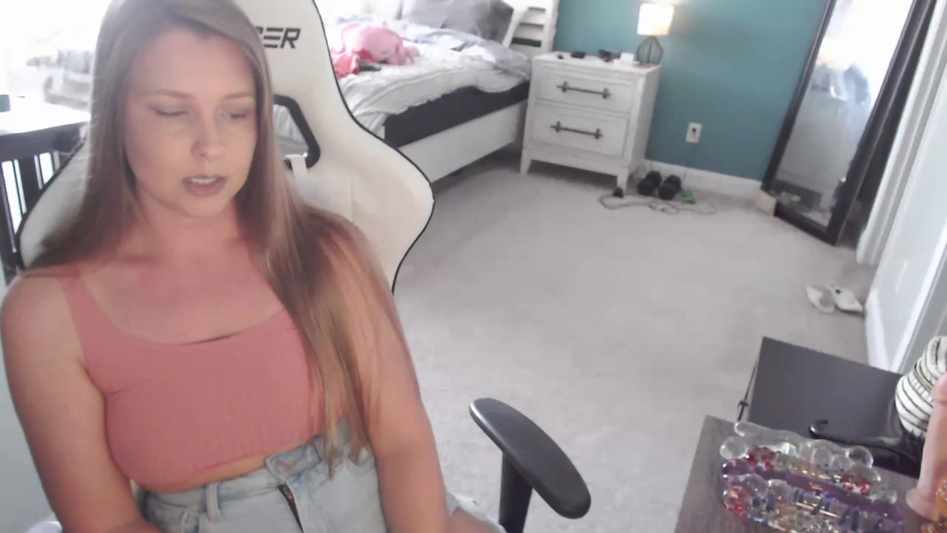 Gallery image thumbnail from GamerGirl's myfreecams stream on, 06/04/2024, 21:07 image 9 of 20