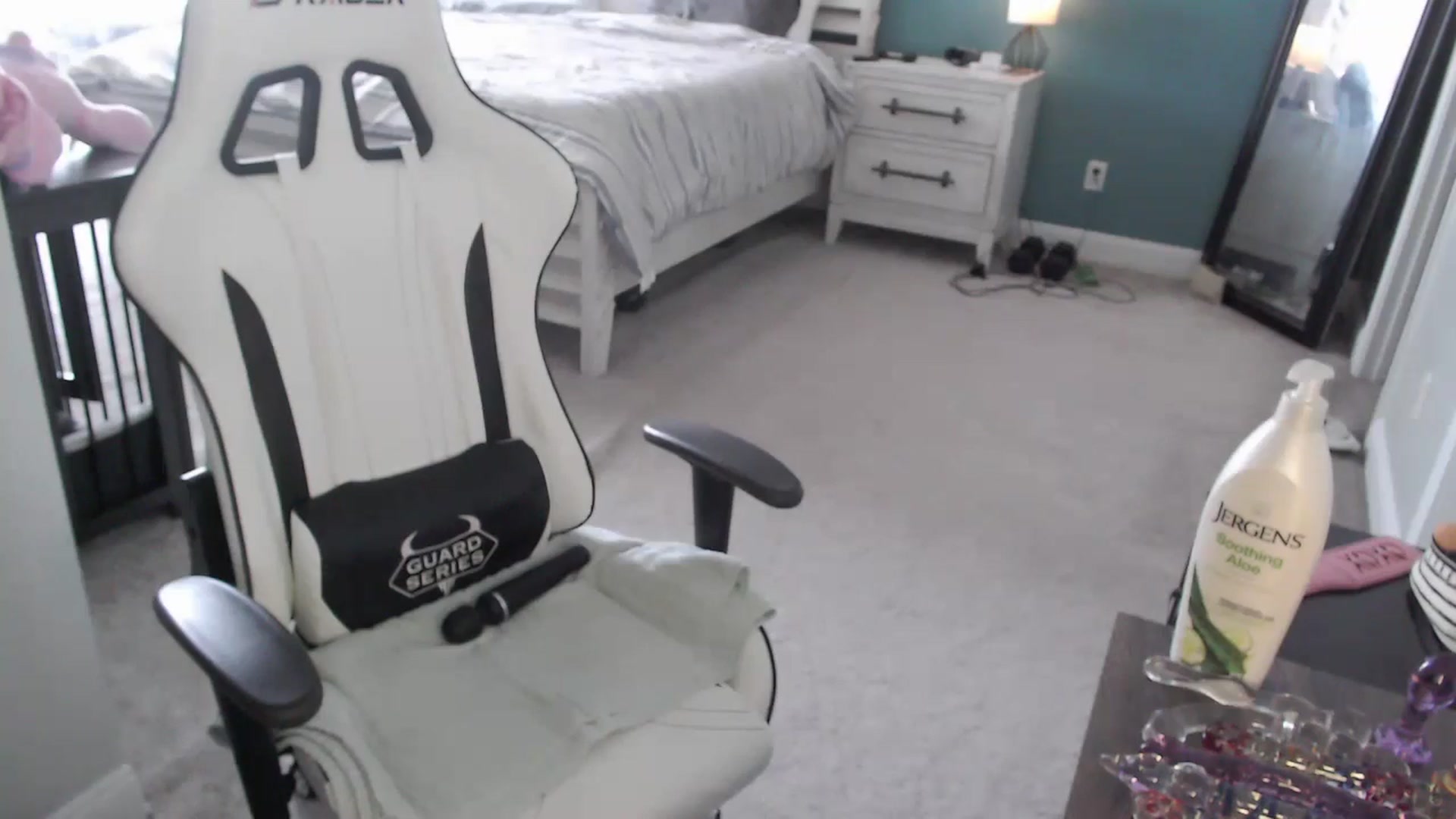 Gallery image thumbnail from GamerGirl's myfreecams stream on, 06/05/2024, 18:00 image 15 of 20